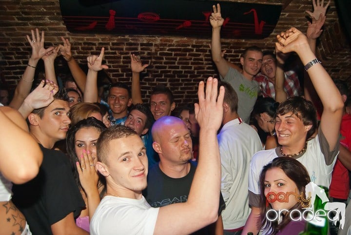 Friday Party @ Escape, 