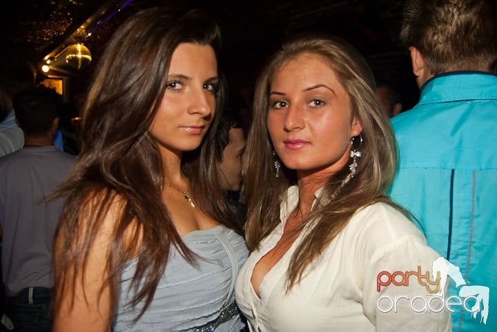 Friday Party @ Escape, 