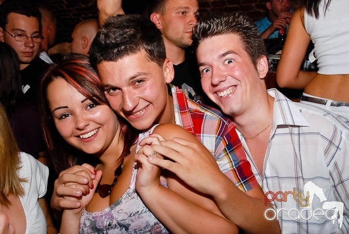 Friday Party @ Escape, 