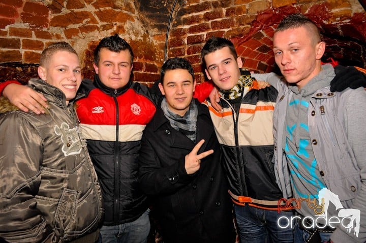 Friday Party în Club Escape, 