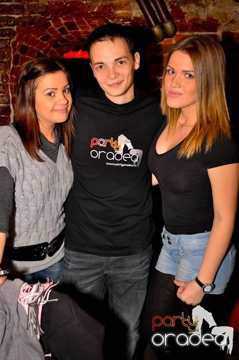 Friday Party în Club Escape, 