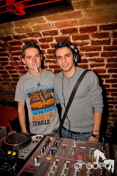 Friday Party în Club Escape, 