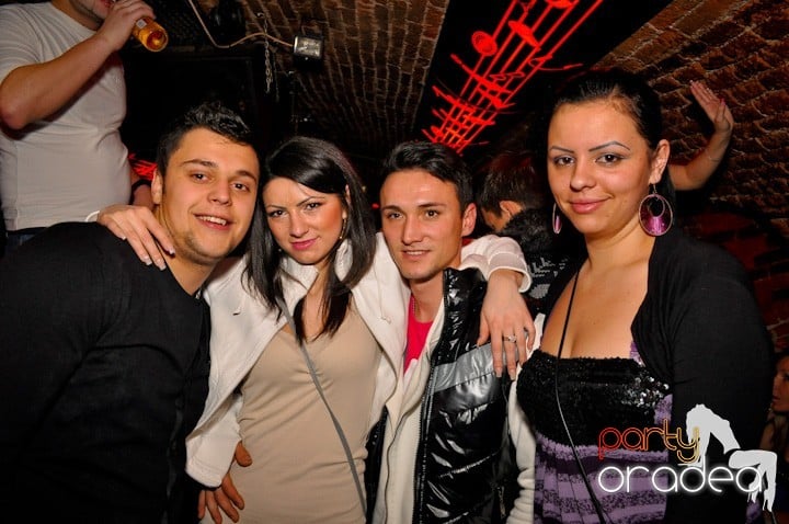 Friday Party în Club Escape, 