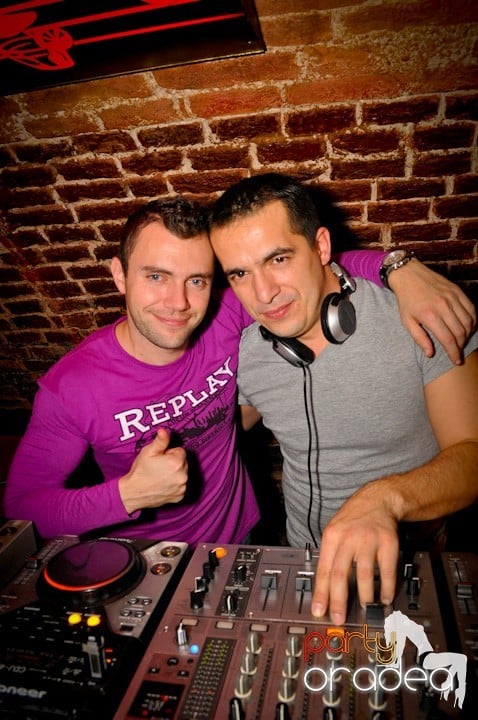 Friday Party în Club Escape, 