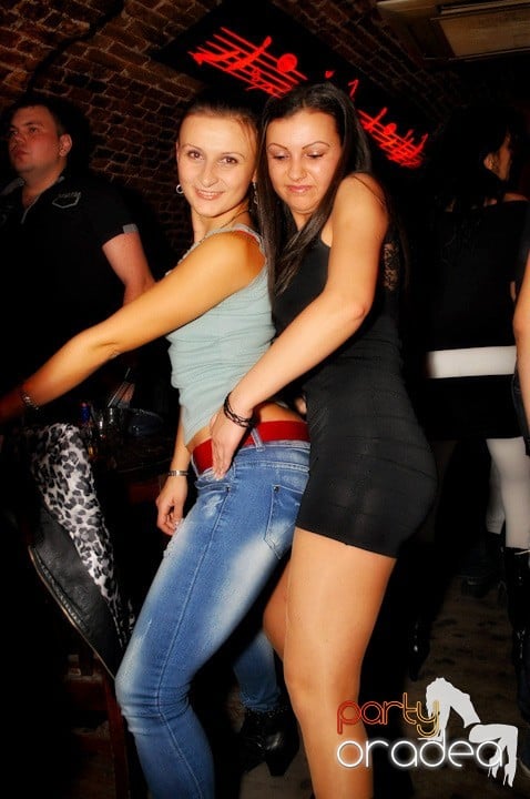 Friday Party în Club Escape, 