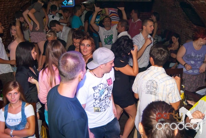 Friday Party în Club Escape, 