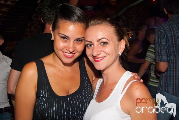 Friday Party în Club Escape, 