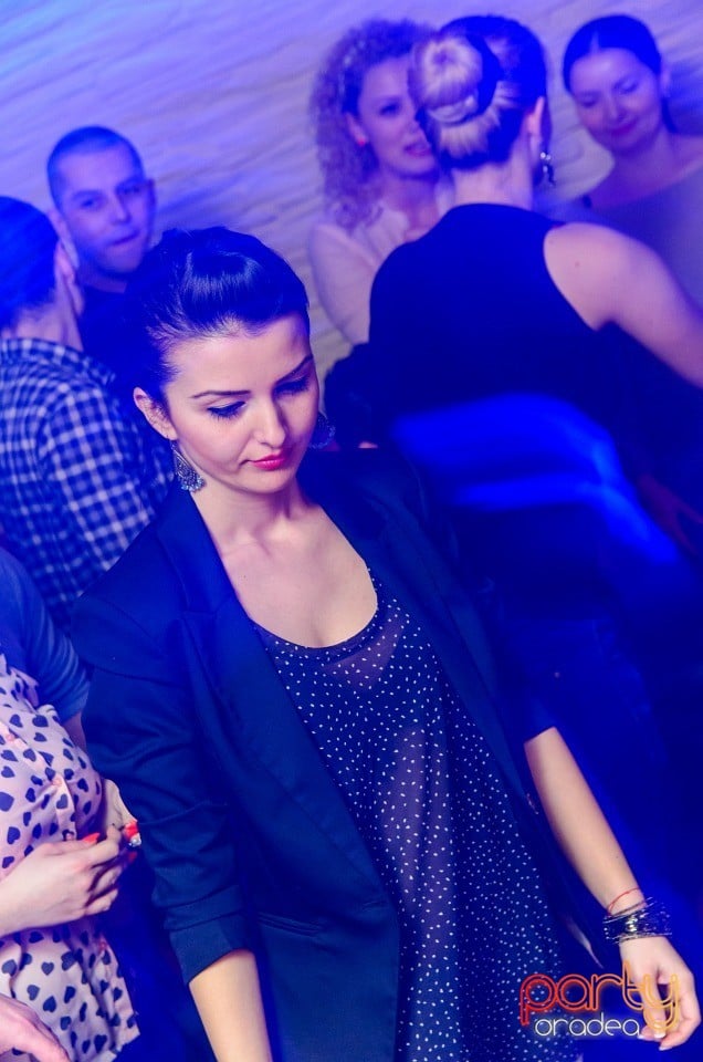 Friday Party în Downtown Paparazzi, Downtown Paparazzi