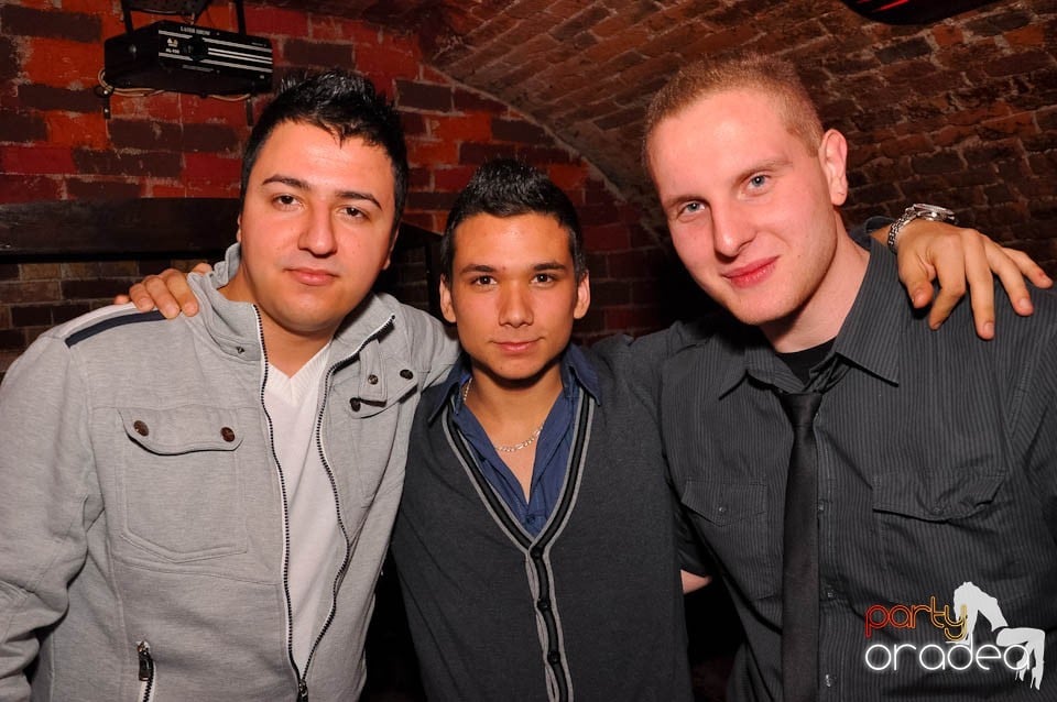 Friday Party în Escape, 