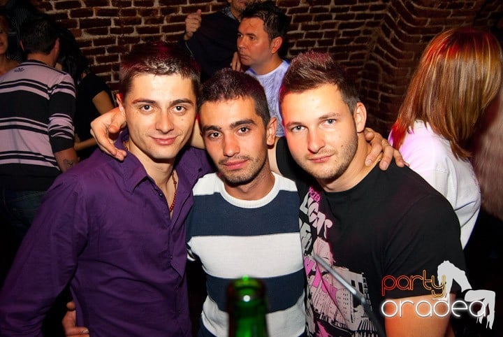 Friday Party în Escape, 