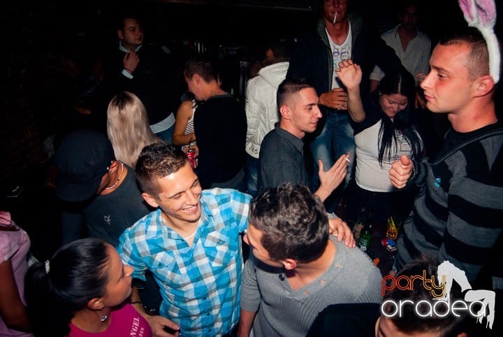 Friday Party în Escape, 