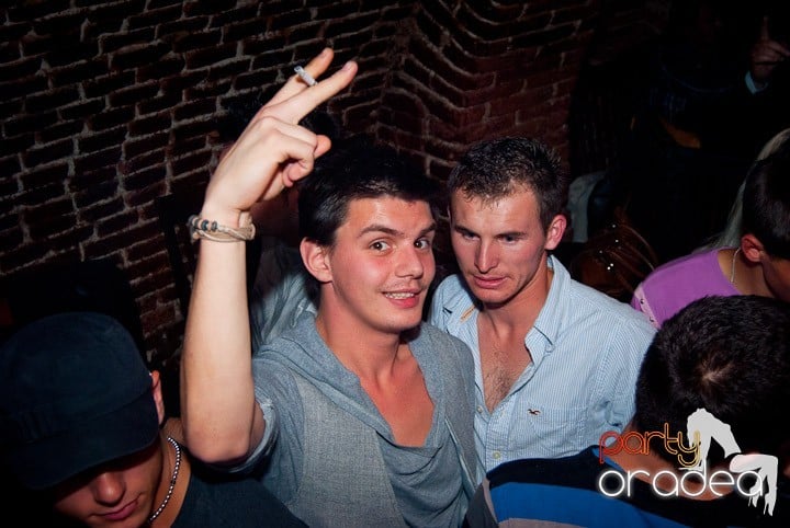 Friday Party în Escape, 