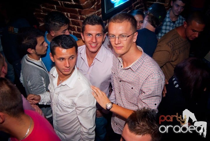 Friday Party în Escape, 