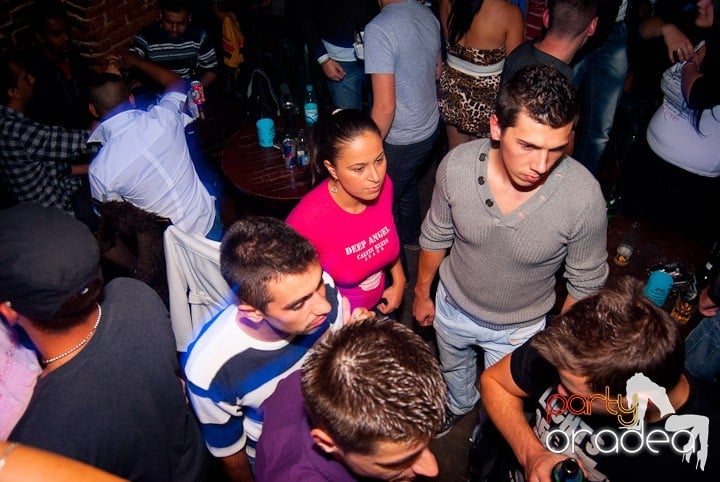 Friday Party în Escape, 