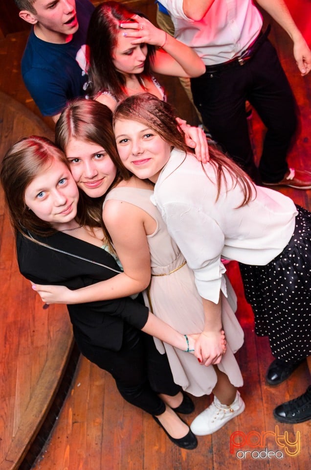 Friday Party, 
