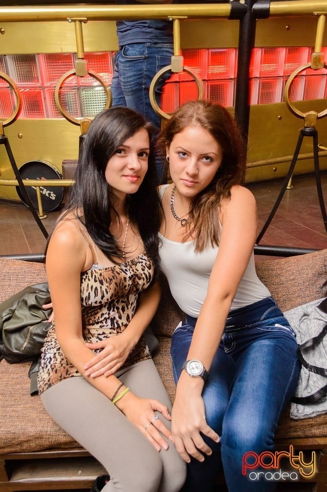 Friday Party, 