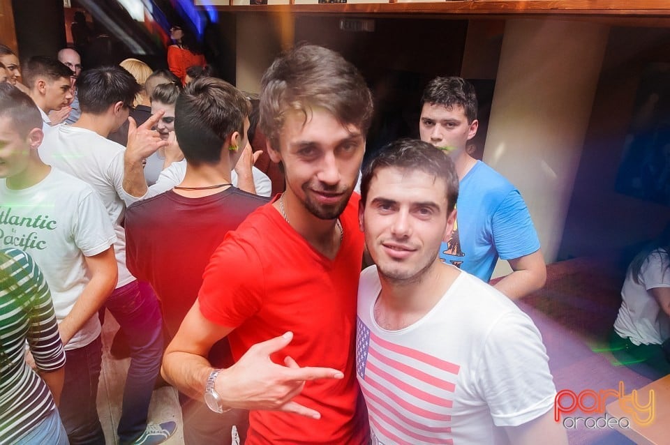 Friday Party, 