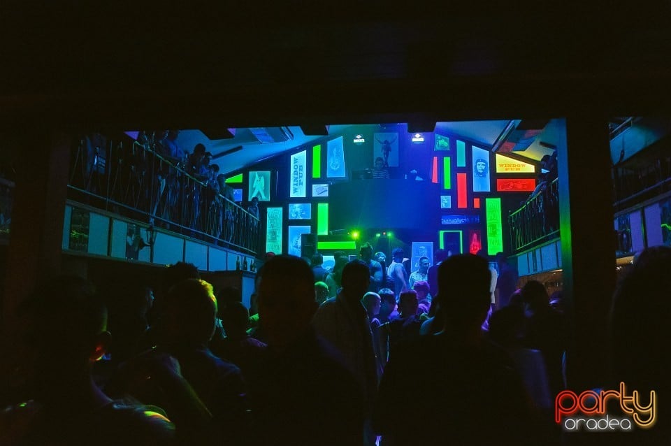 Friday Party, 