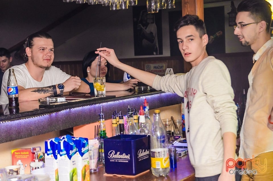 Friday Party, 