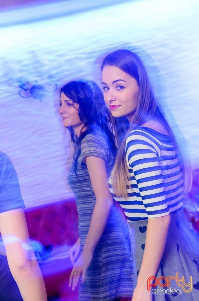 Friday Party, Downtown Paparazzi