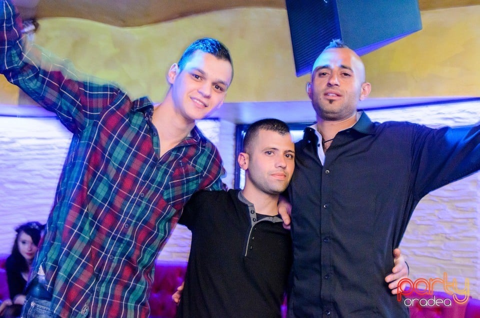 Friday Party, Downtown Paparazzi