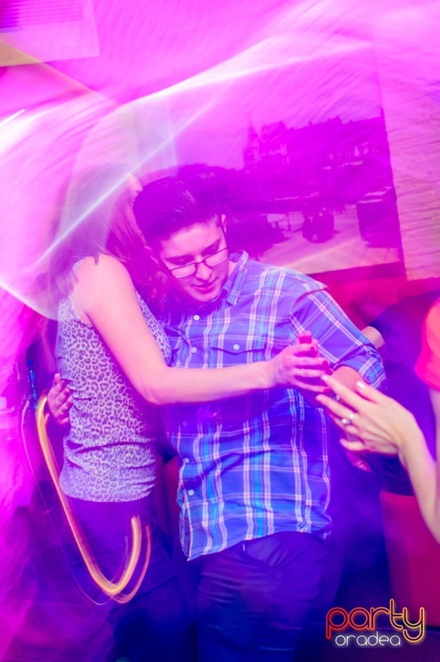 Friday Party, Downtown Paparazzi