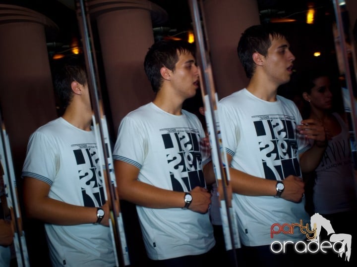 Friends weekend în Chanson, 