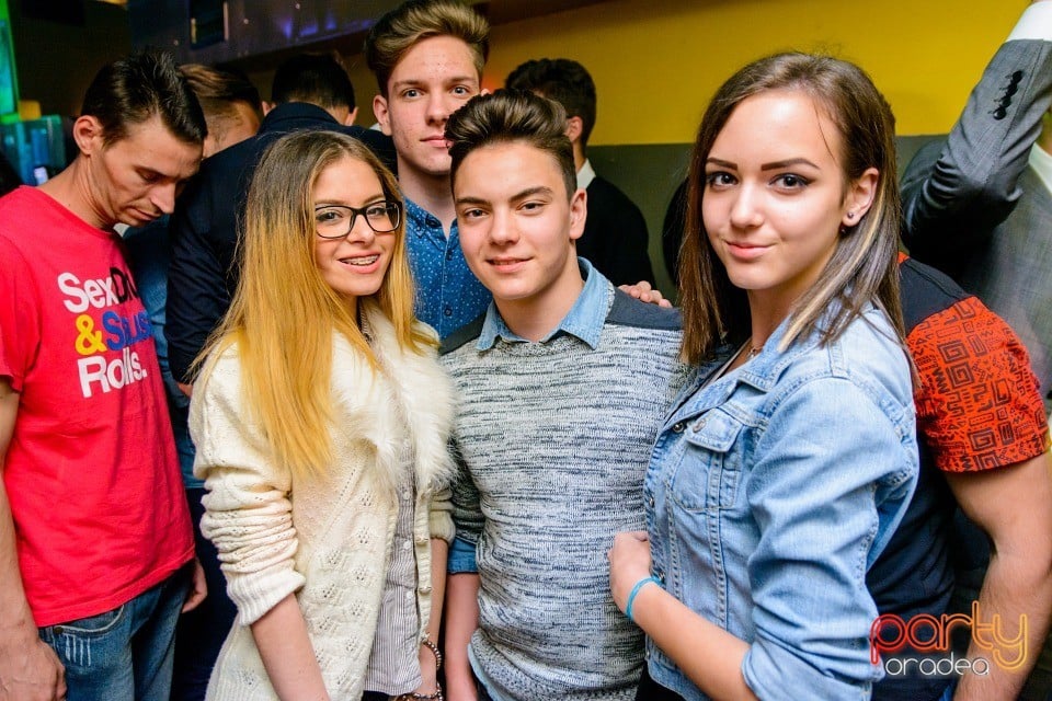 Funhouse Party, 
