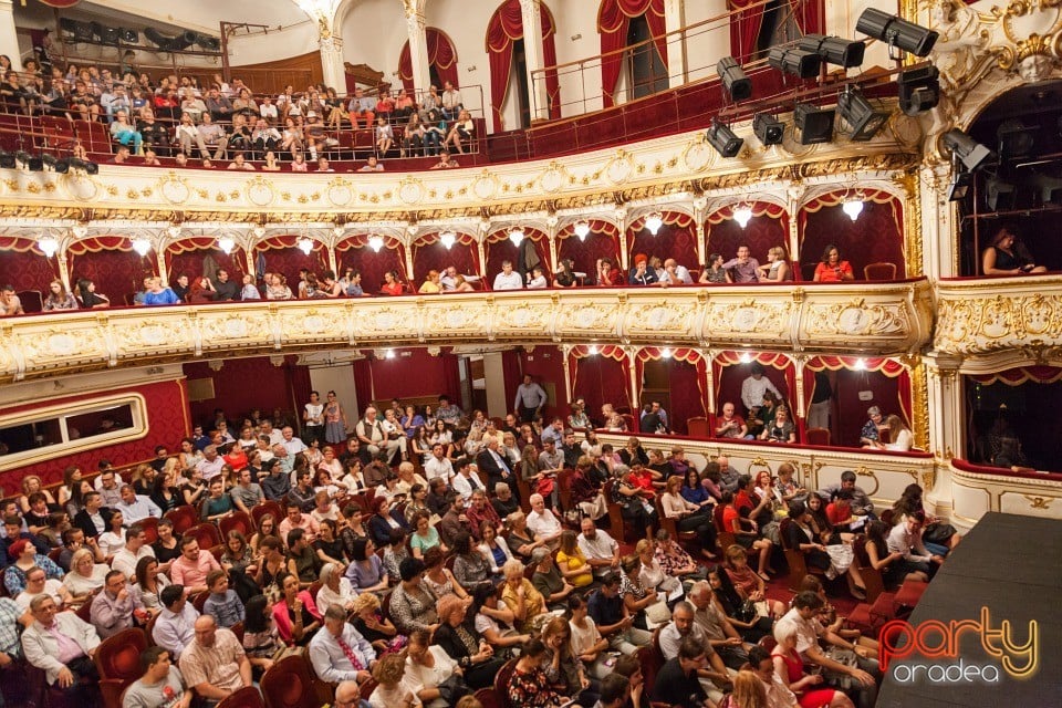 Gaiţele, Teatrul Regina Maria