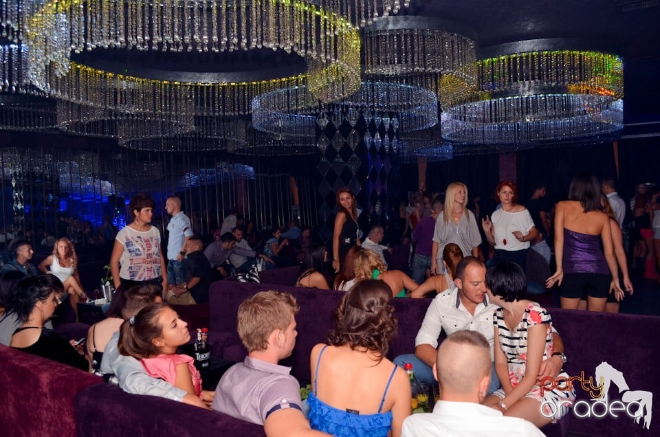 Get Funky cu Ben Boognar în The One,