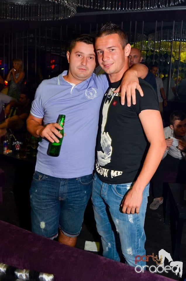 Get Funky cu Ben Boognar în The One,