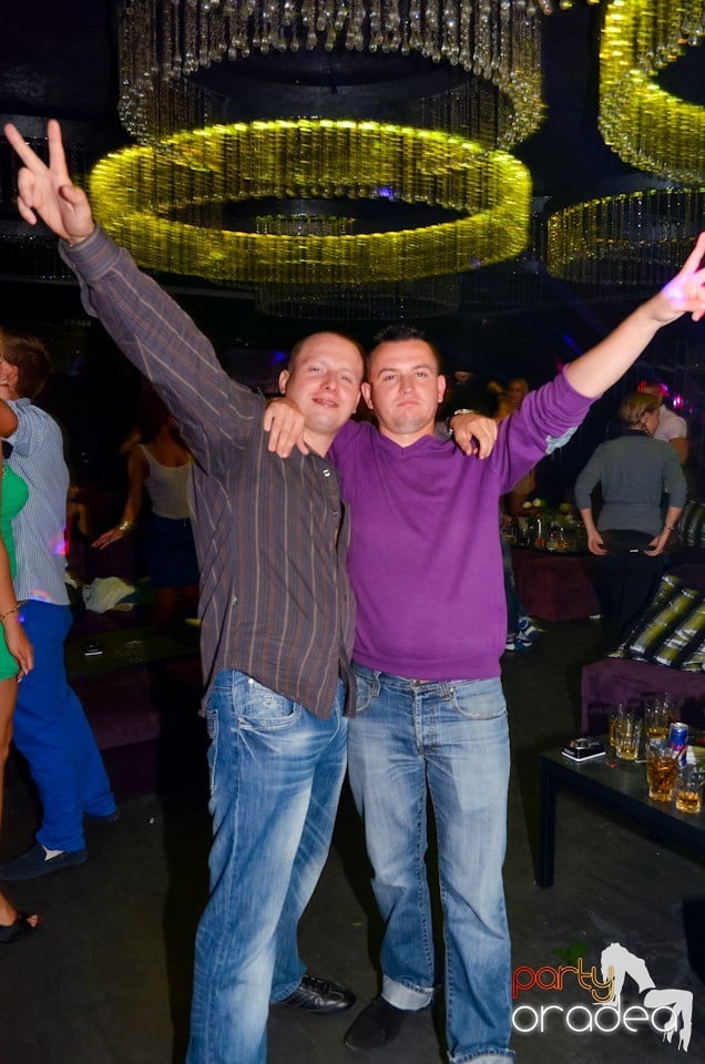 Get Funky cu Ben Boognar în The One,