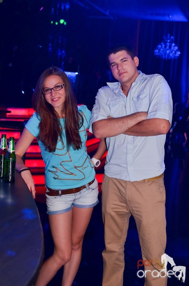 Get Funky cu Ben Boognar în The One,