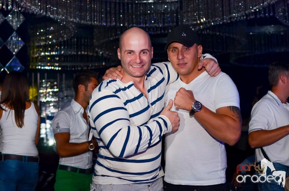 Get Funky cu Ben Boognar în The One,