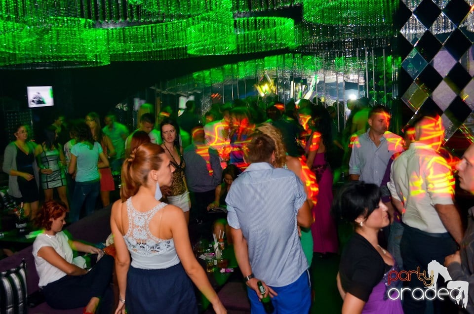 Get Funky cu Ben Boognar în The One,
