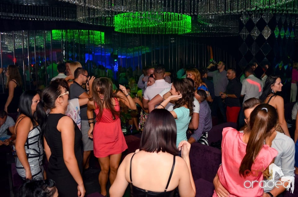 Get Funky cu Ben Boognar în The One,