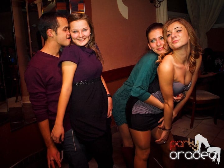 Glow Night Party,