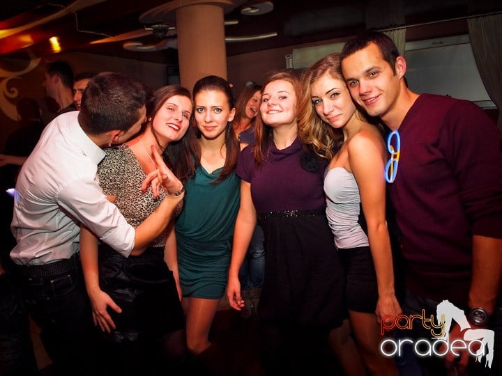 Glow Night Party,