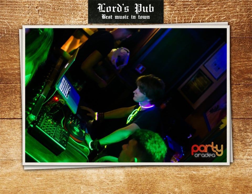 Glow Party with DJ Khan, Lord's Pub