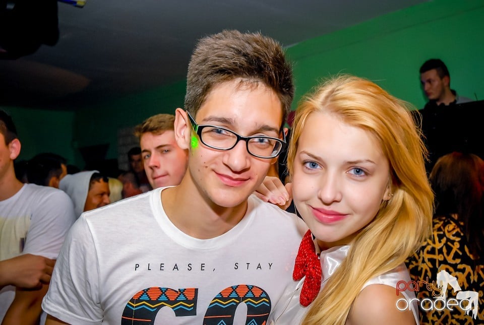 Glow stick party, Royal Party House
