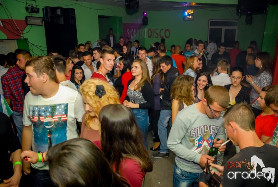 Glow stick party, Royal Party House