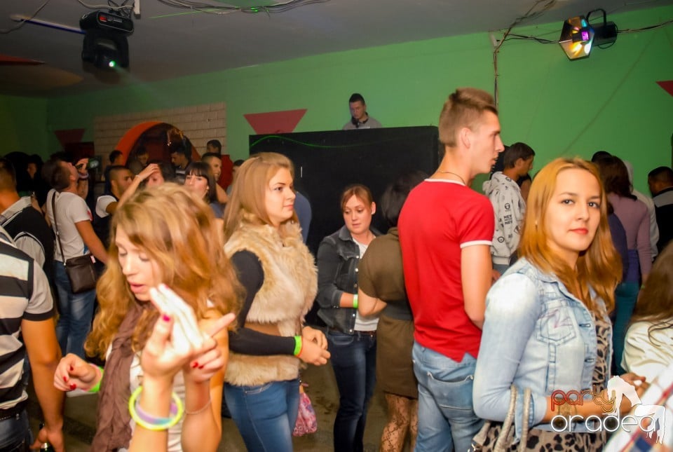 Glow stick party, Royal Party House