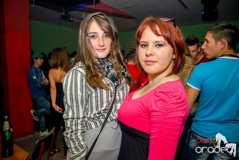Glow stick party, Royal Party House