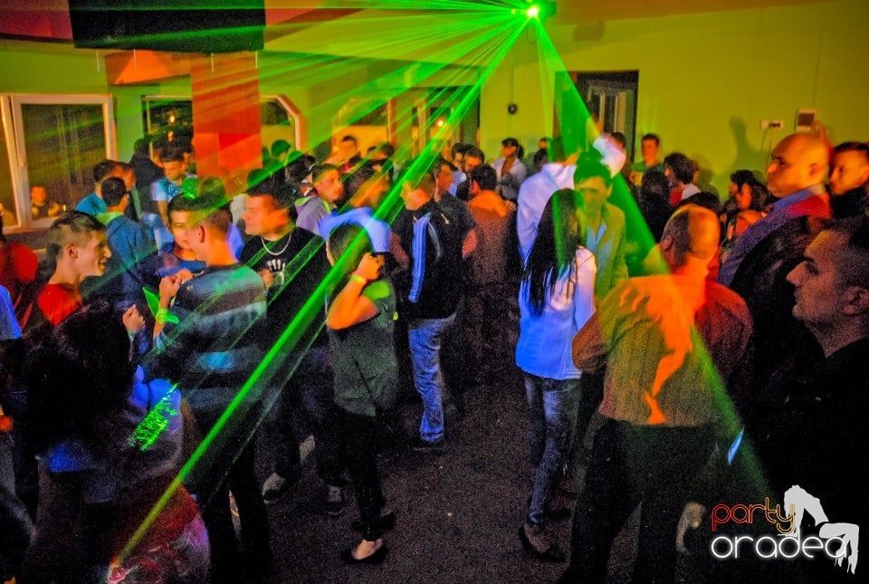 Glow stick party, Royal Party House