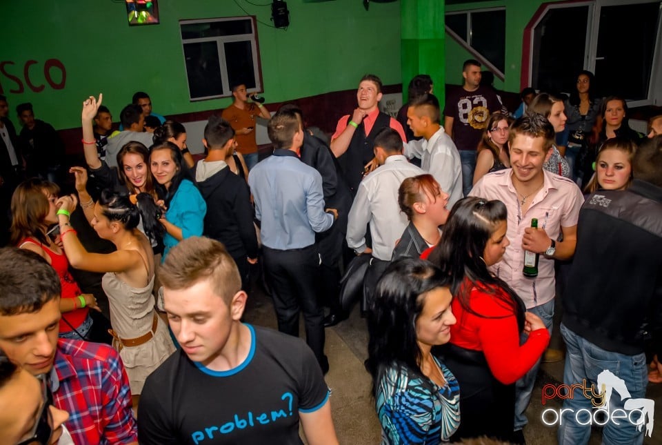 Glow stick party, Royal Party House