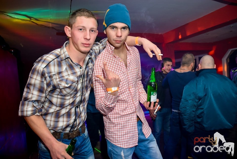 Go-go Dance Show, Royal Party House