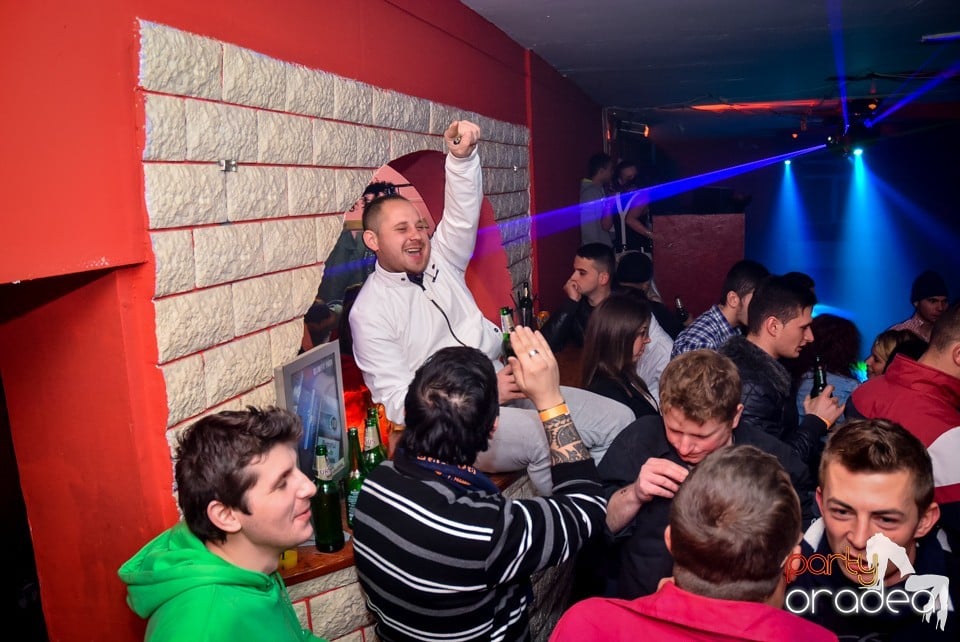 Go-go Dance Show, Royal Party House