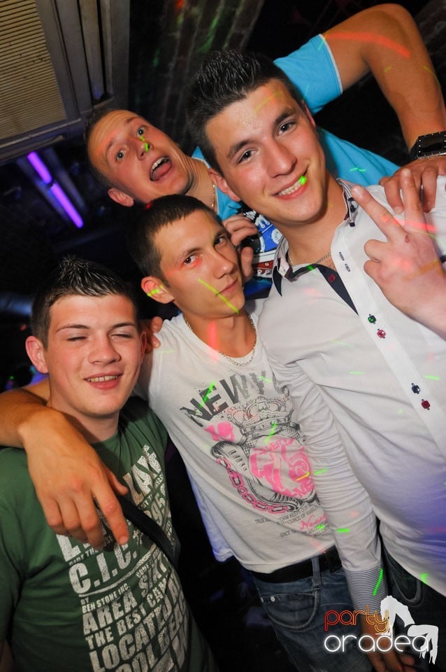 Golden Thursday @ Club Escape, 