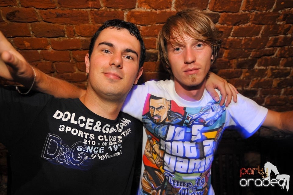 Golden Thursday @ Club Escape, 