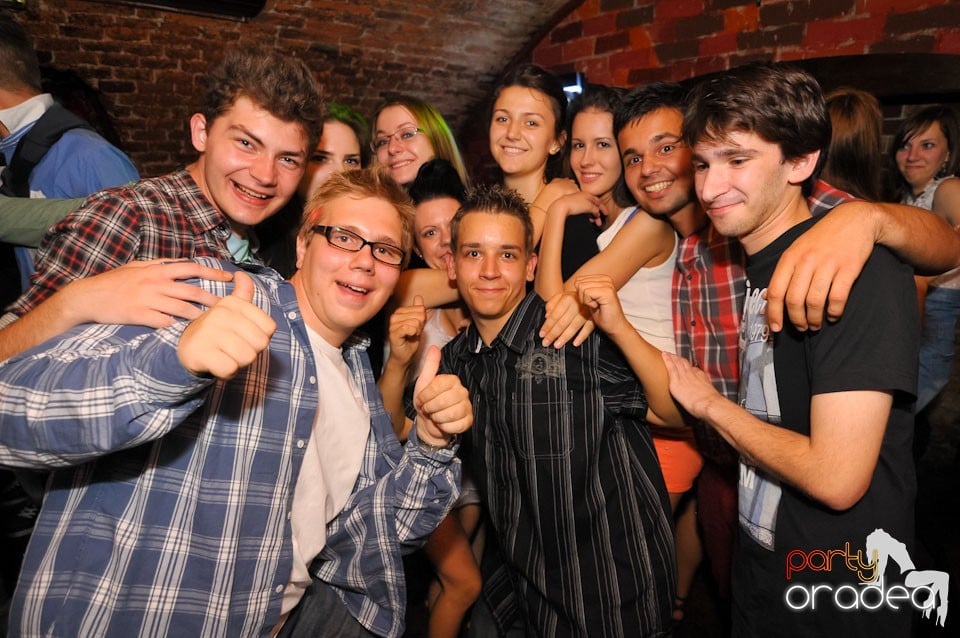 Golden Thursday @ Club Escape, 